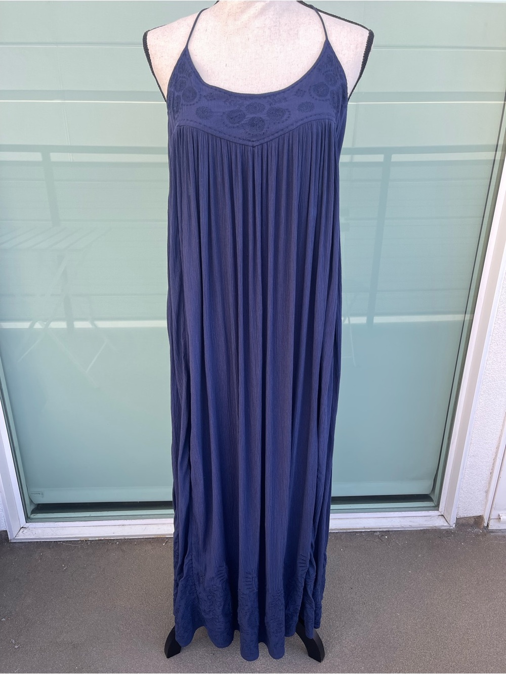 Free People Elaine Embroidered Navy Blue Halter Maxi Dress Racer Back Small